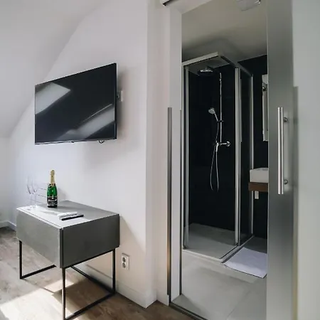 Executive Taborska * Mladá Boleslav